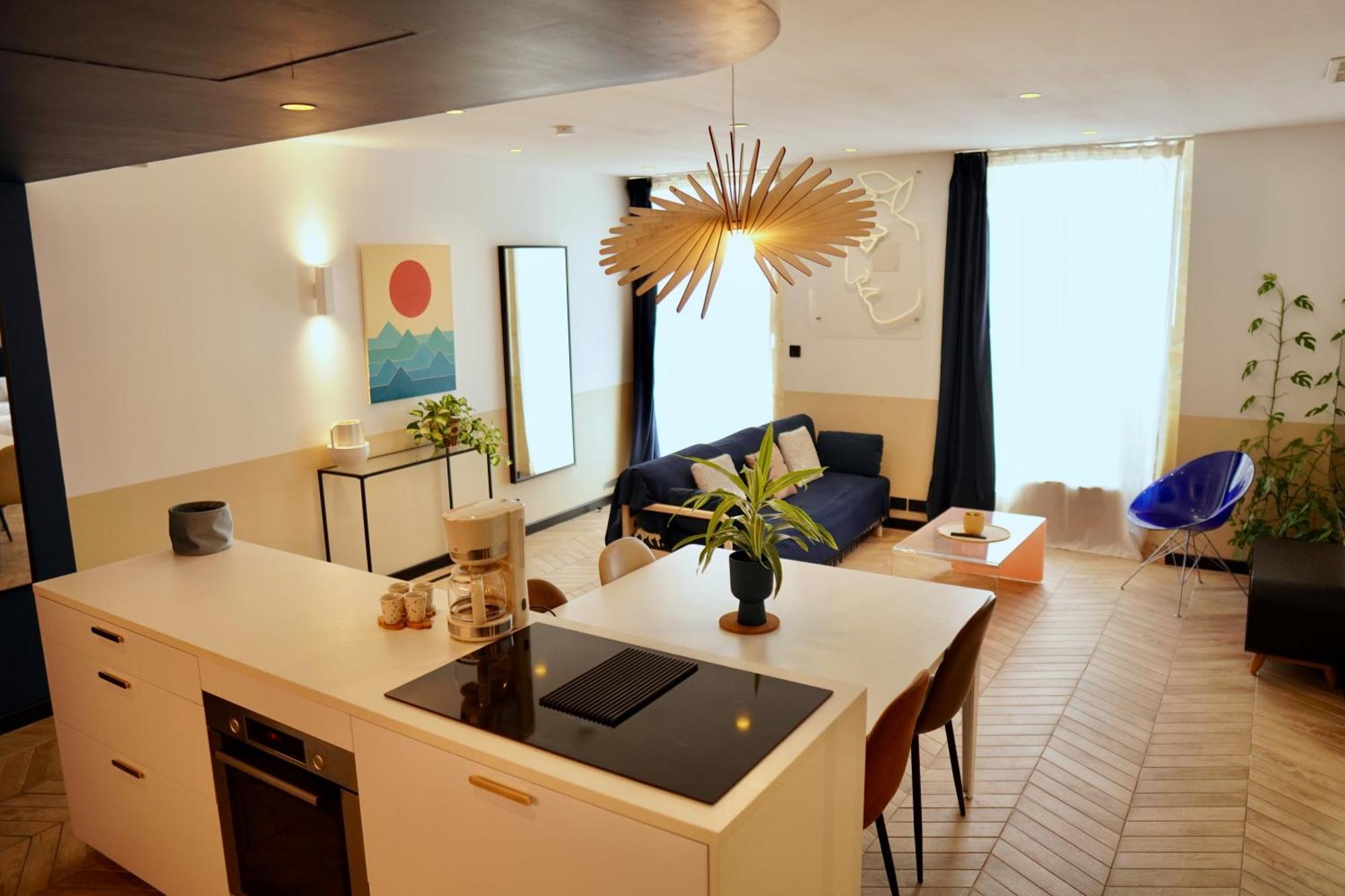 Roma Divine Home Cinema Et Jardin Νιμ Εξωτερικό φωτογραφία