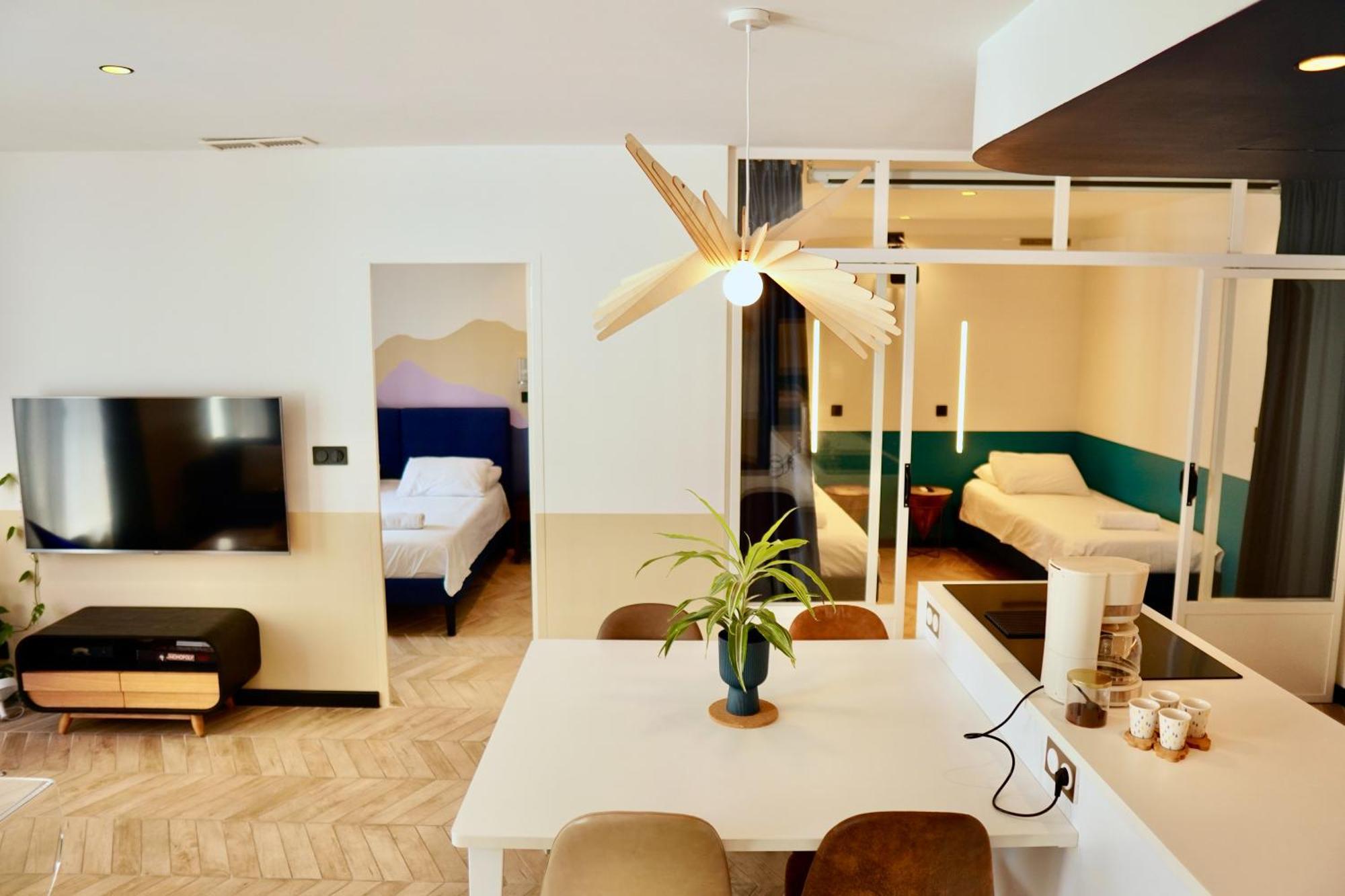 Roma Divine Home Cinema Et Jardin Νιμ Εξωτερικό φωτογραφία