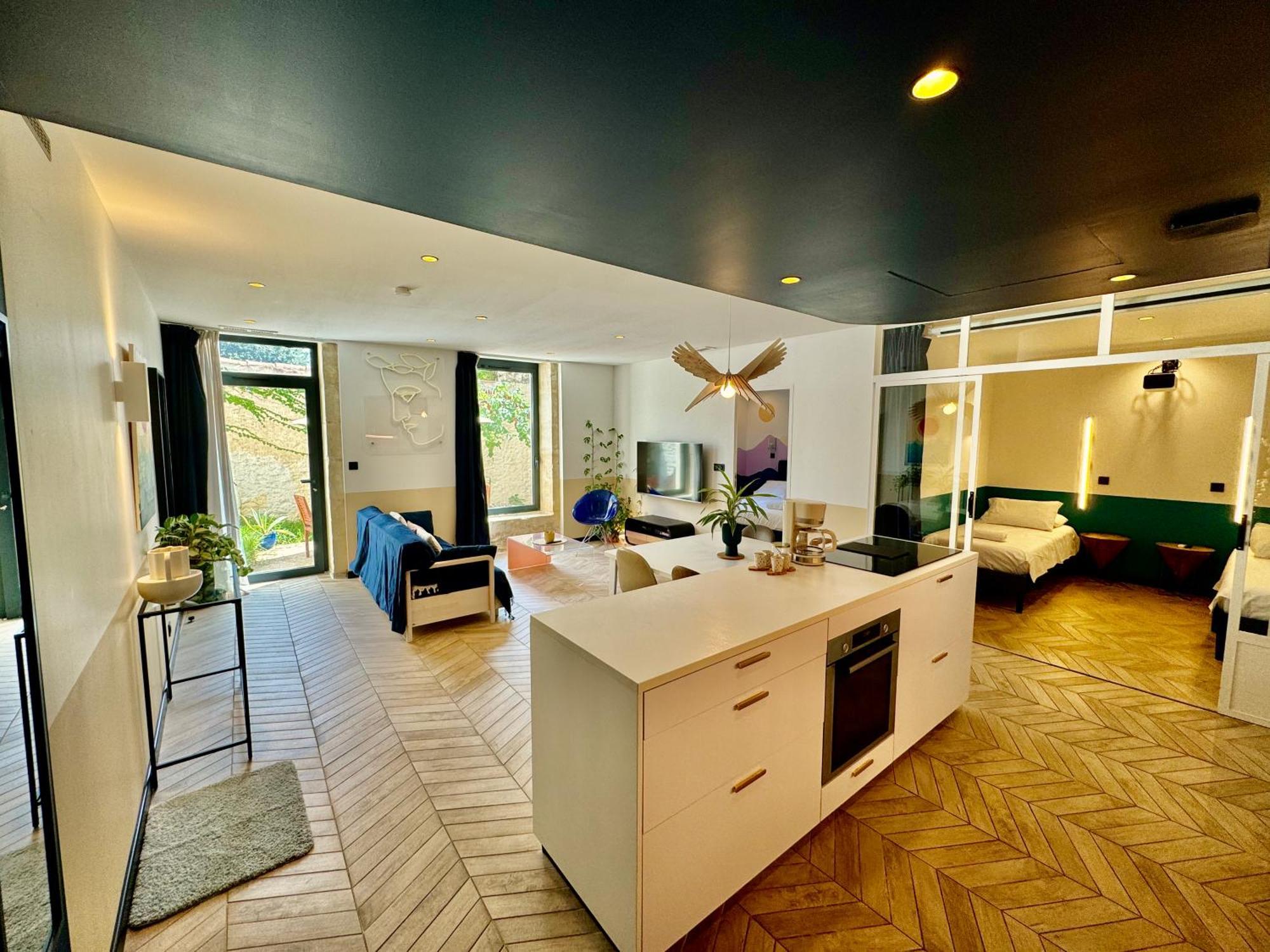 Roma Divine Home Cinema Et Jardin Νιμ Εξωτερικό φωτογραφία