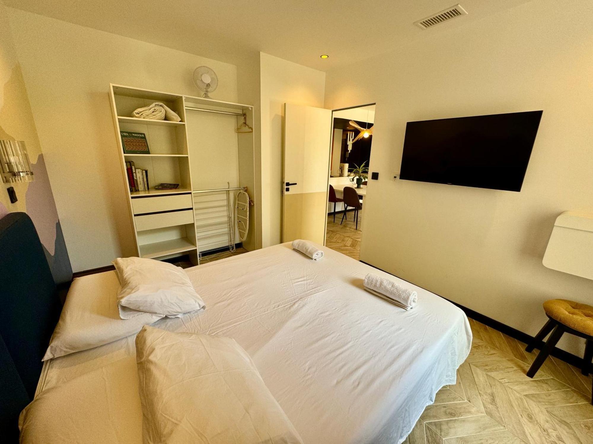 Roma Divine Home Cinema Et Jardin Νιμ Εξωτερικό φωτογραφία