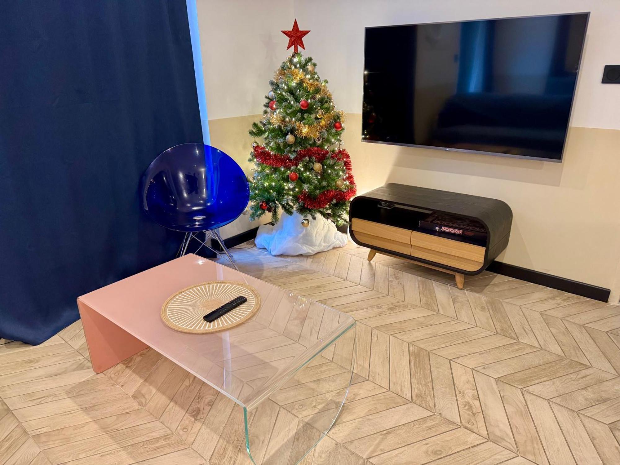 Roma Divine Home Cinema Et Jardin Νιμ Εξωτερικό φωτογραφία